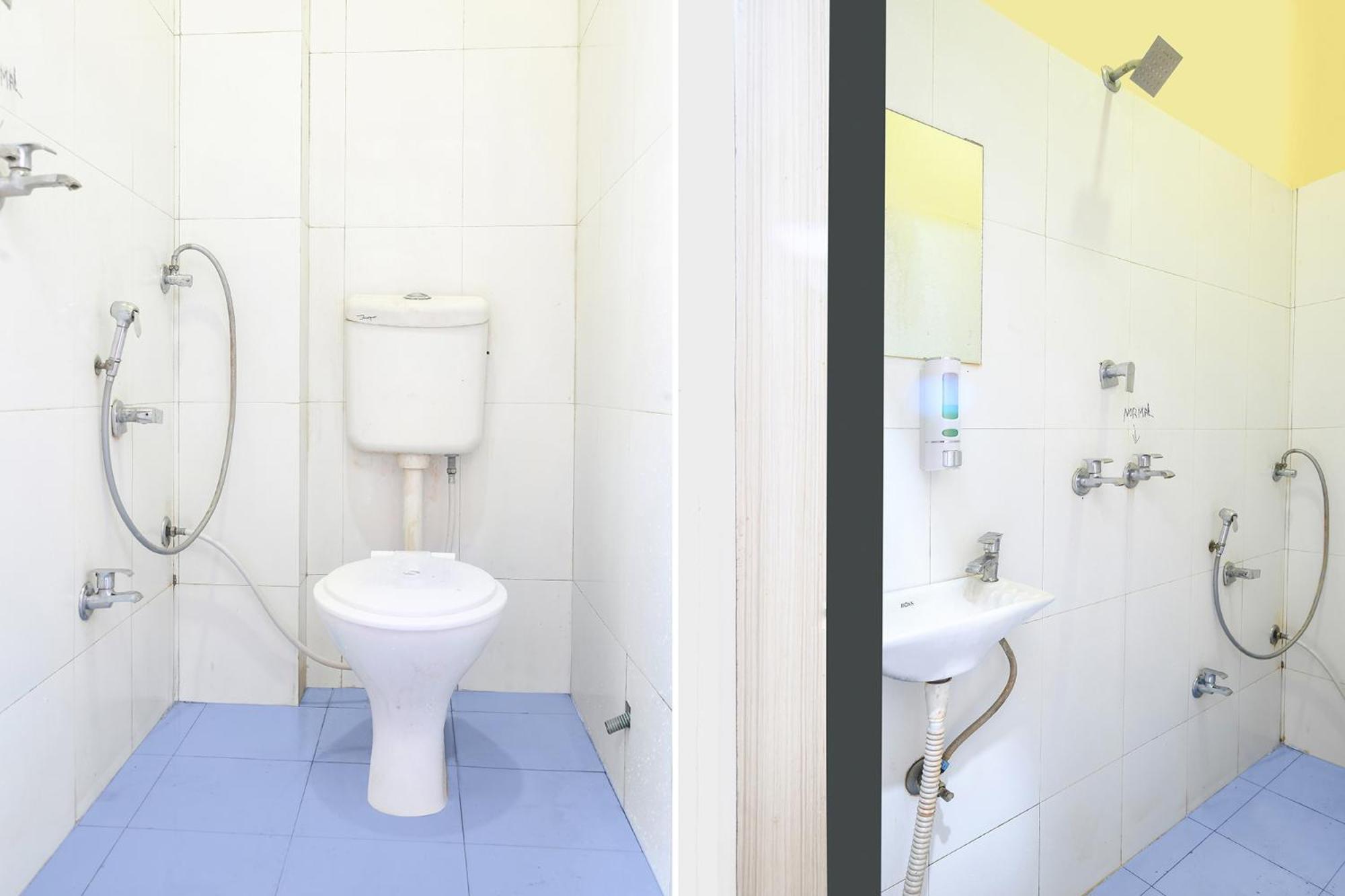 Fabexpress Blue Star Hotell Ujjain Exteriör bild